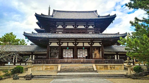 중문(中門)