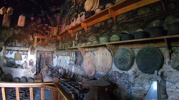 대 메테오론 수도원 : old kitchen(오래된 주방)