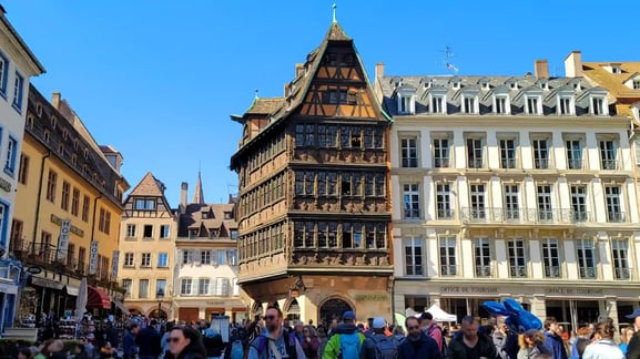 가장 오래된 목조 건물(Maison Kammerzell)