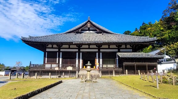 도다이지 : 삼월당(三月堂, 산가츠도)