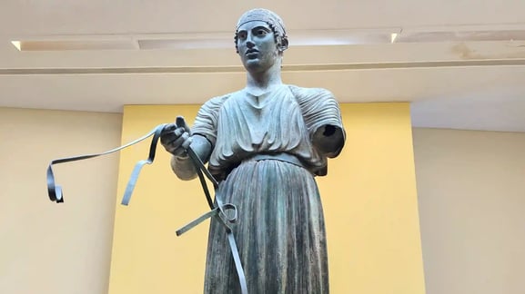 델피의 전차 경기 기수