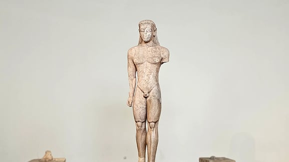 수니온 쿠로스