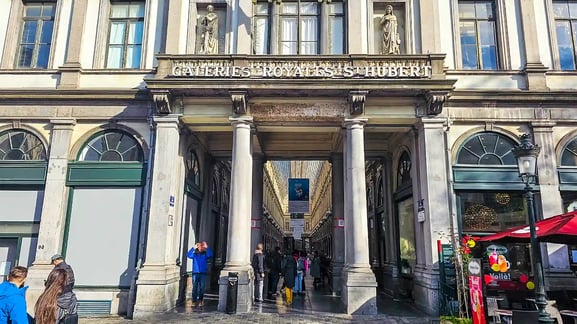 생 위베르 로얄 갤러리(Royal Gallery of Saint Hubert)